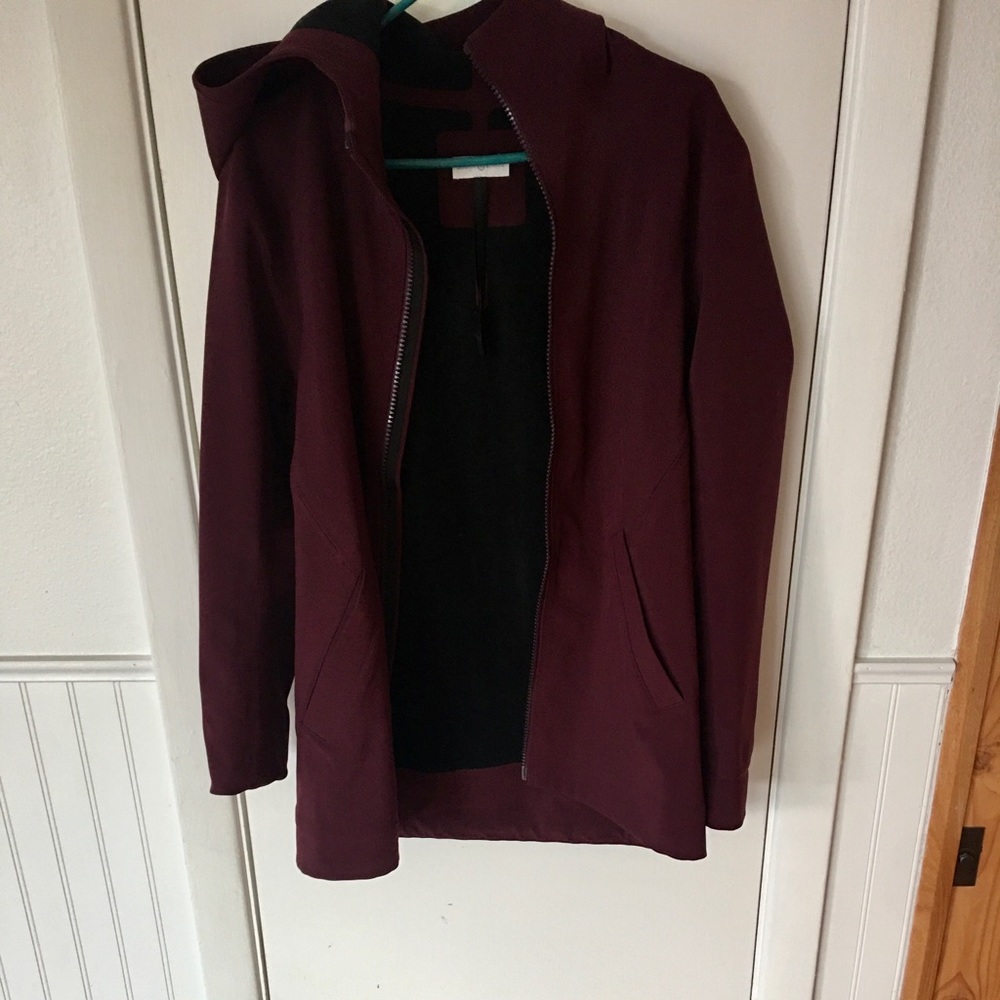 Lululemon waterproof jacket